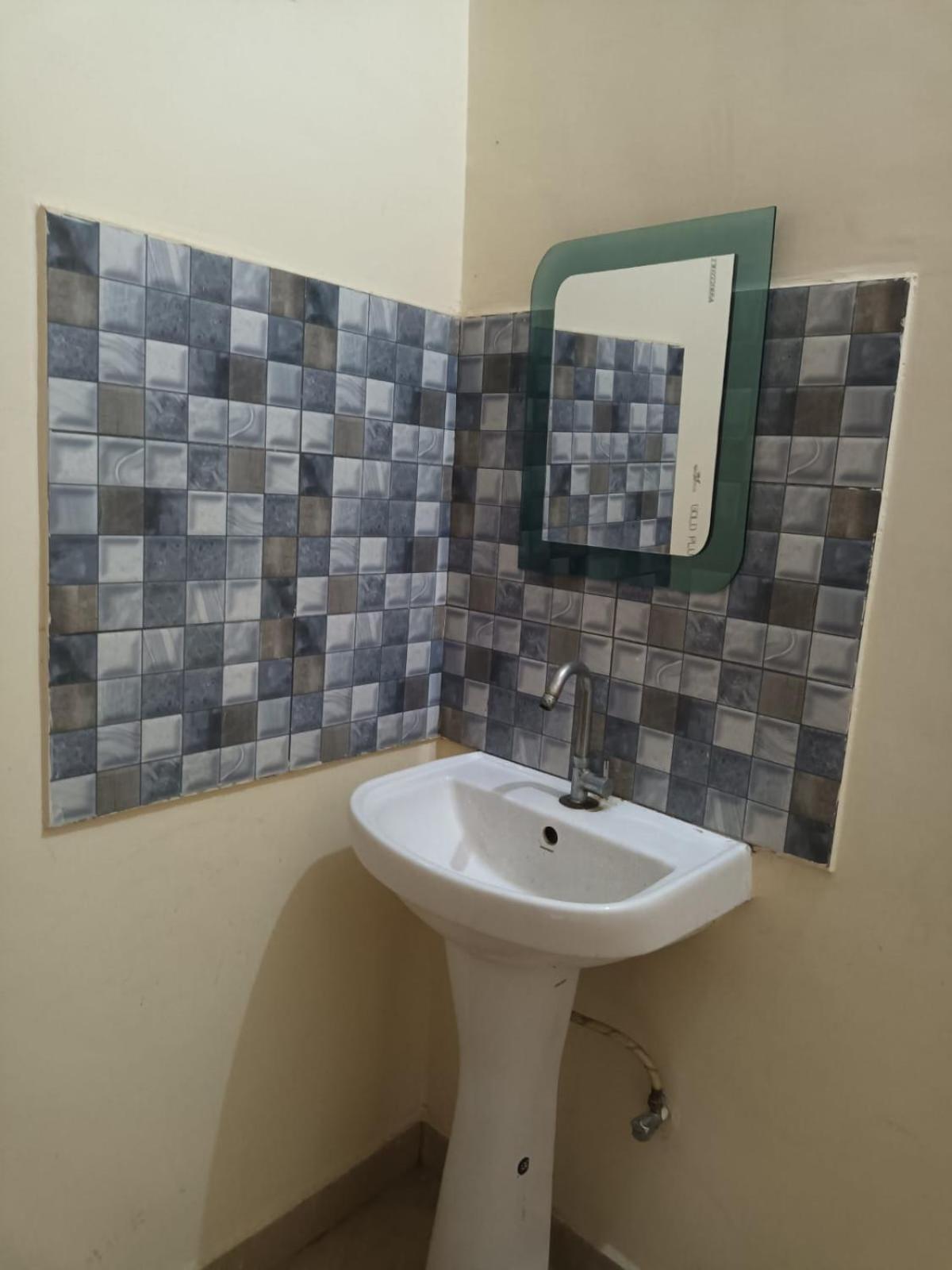 Anant Paying Guest House Ayodhya Екстер'єр фото