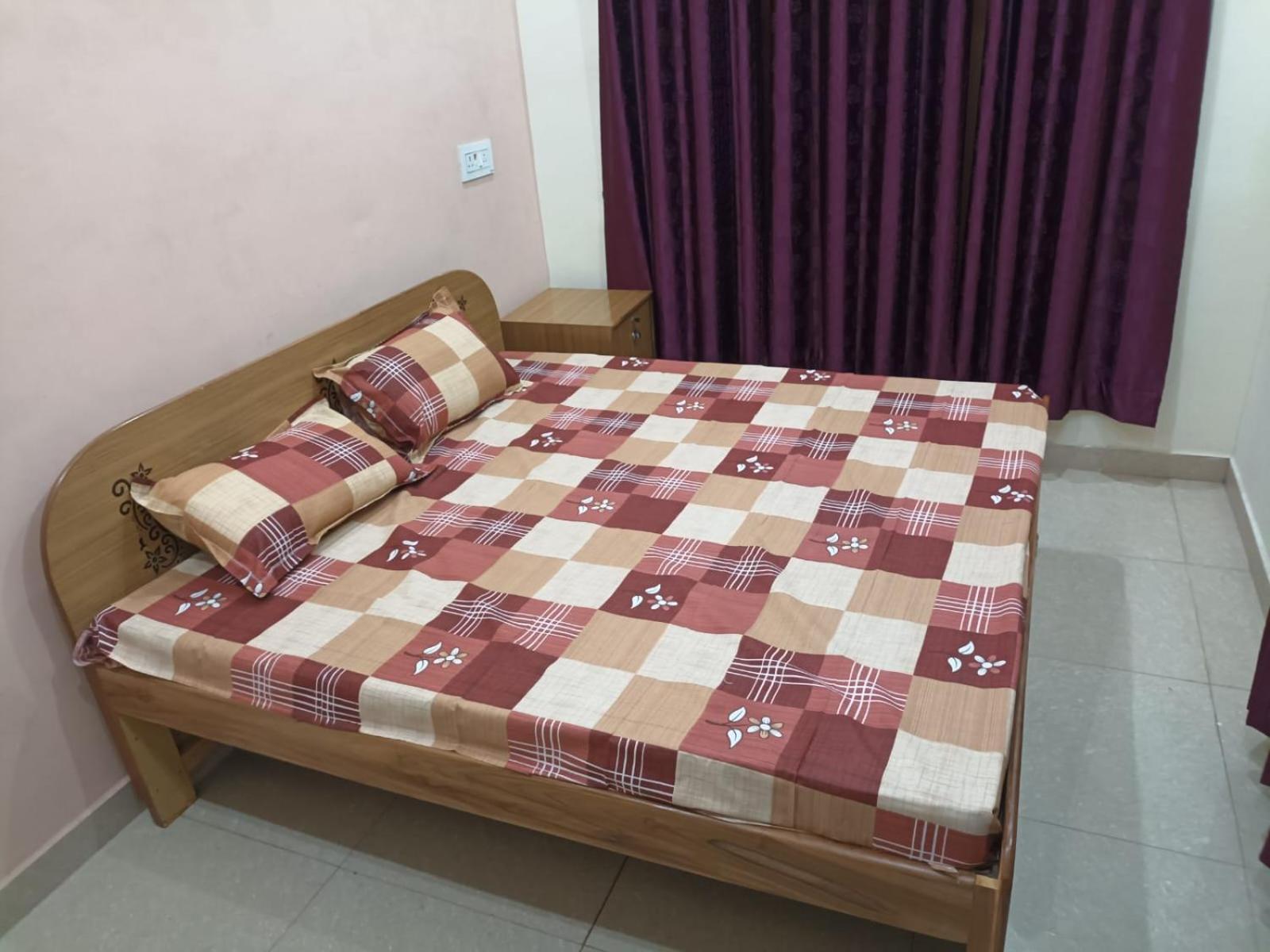 Anant Paying Guest House Ayodhya Екстер'єр фото